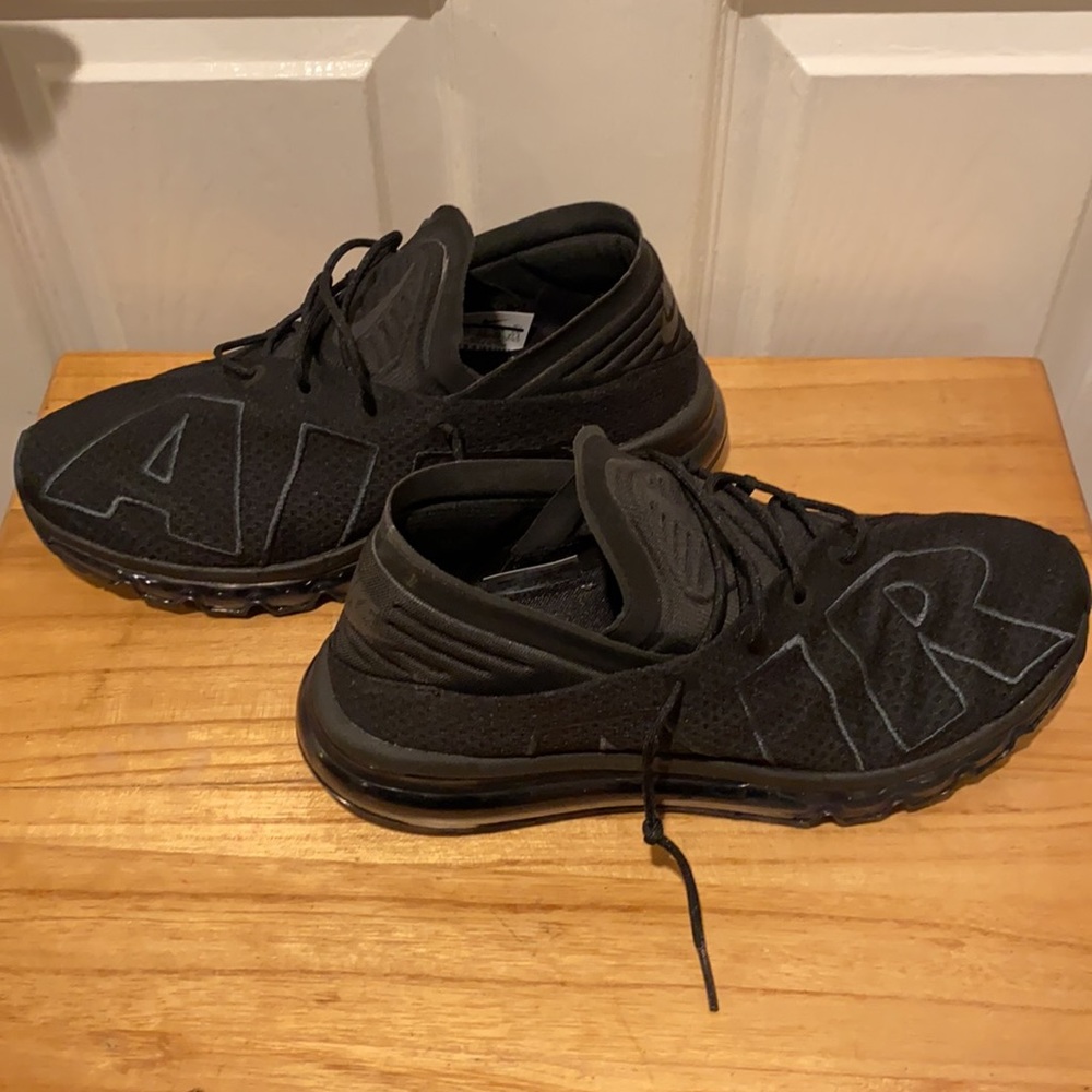 Nike Air Men’s Size 9.5